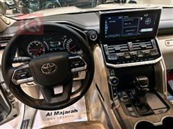 تويوتا لاندكروزر